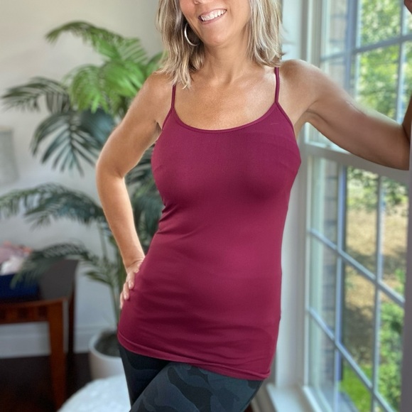 LAST! A New Dawn Cami-burgundy - Picture 2 of 6